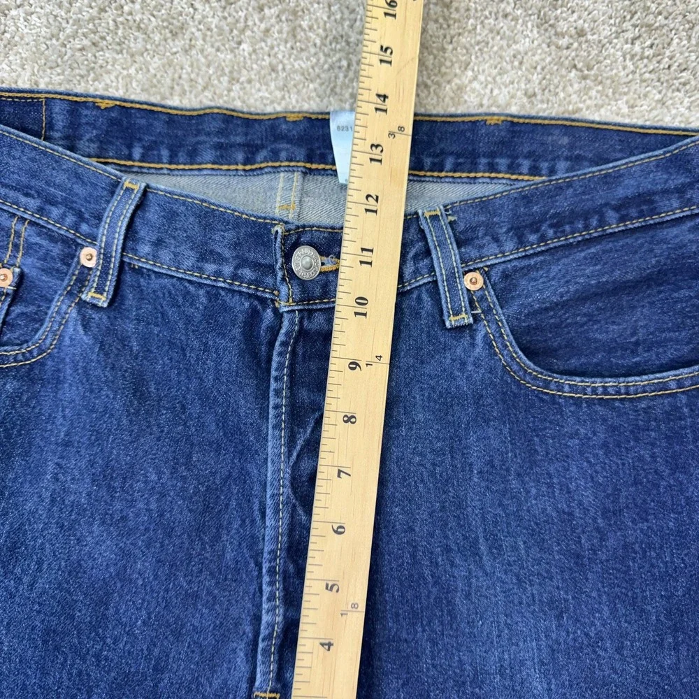 Levis measurements waist